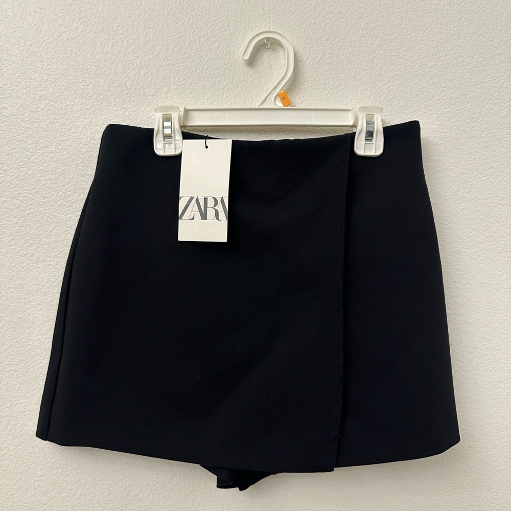 Zara Mini Skort